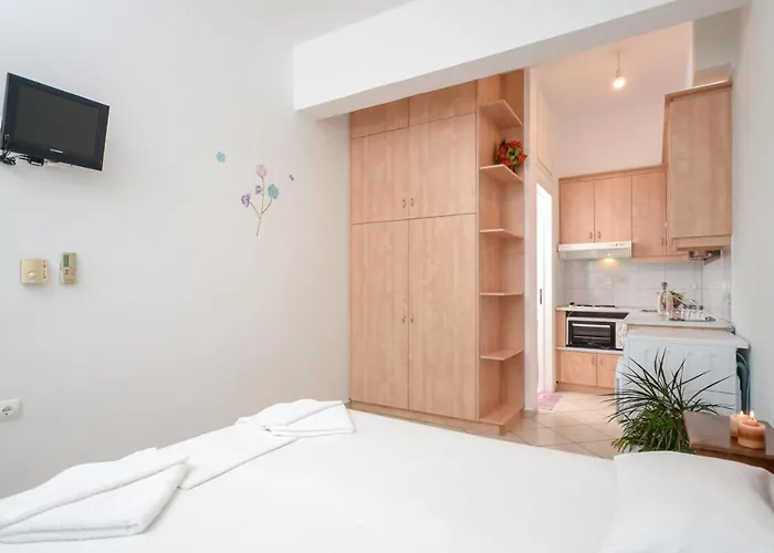 Vaso In Town With Parking