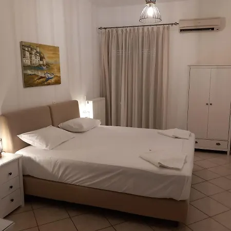 Vaso & In Naxos Town Apartment *